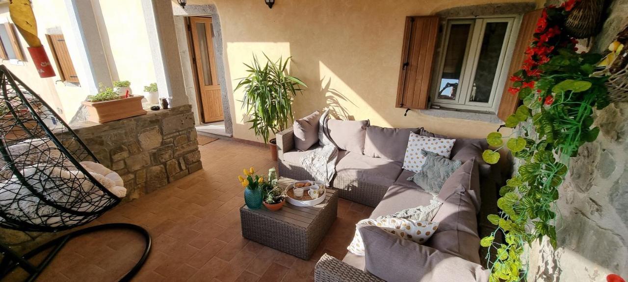 Apartment In The Smallest Town In The World Hum Buitenkant foto